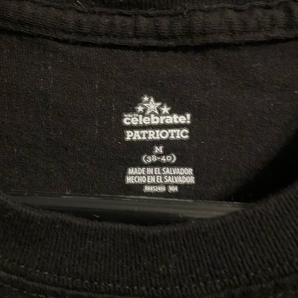 Crop top tee size medium - Picture 5 of 5